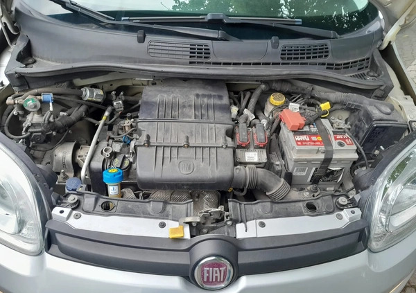 Fiat Panda cena 23900 przebieg: 88000, rok produkcji 2012 z Będzin małe 56